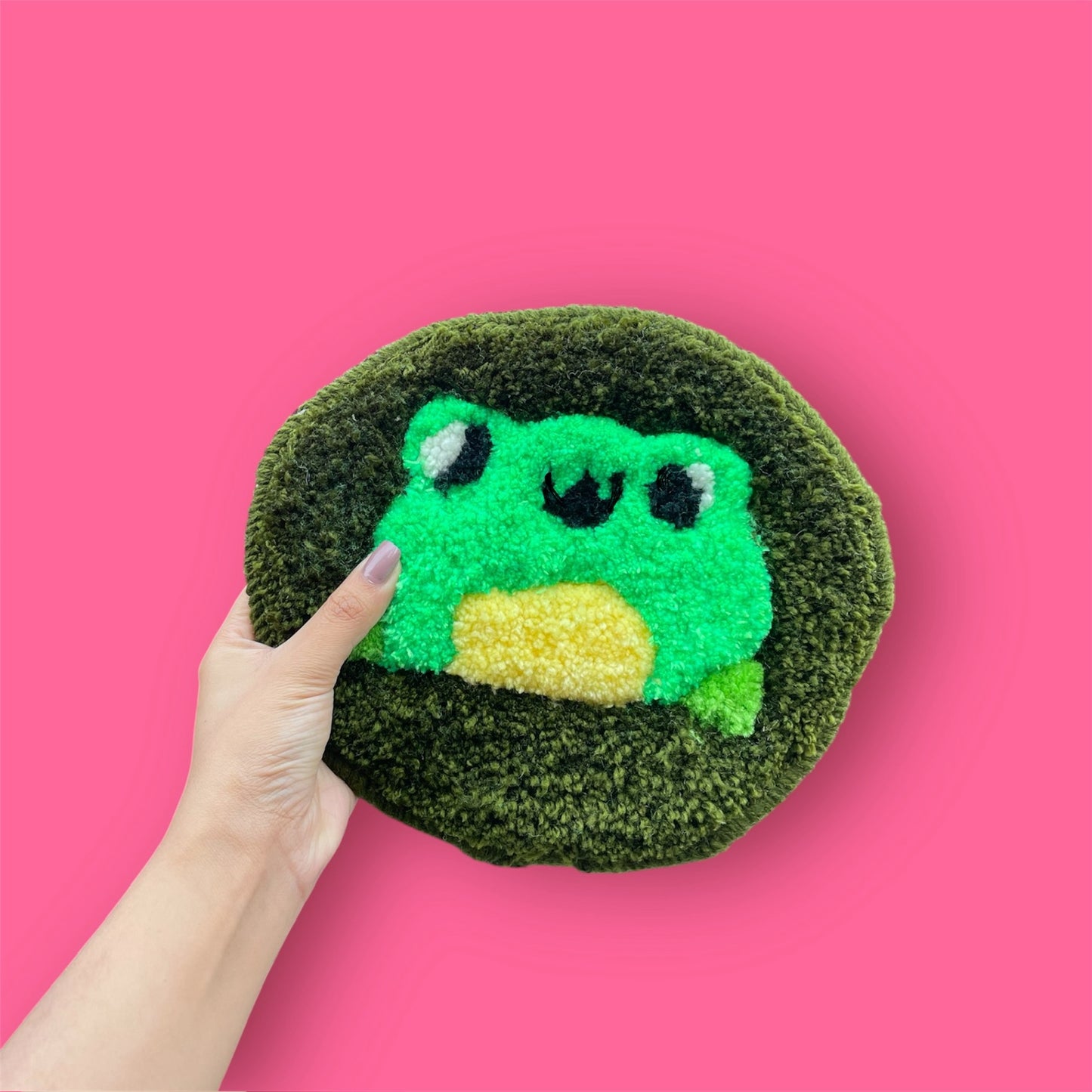 πΈ Froggie Rug Coaster
